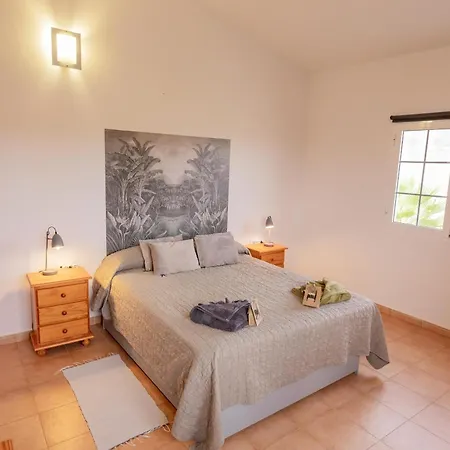 Casa Amaya - Spacious House With Pool, Large Garden, Bbq, 2 Terraces, And Ideal Location 別荘